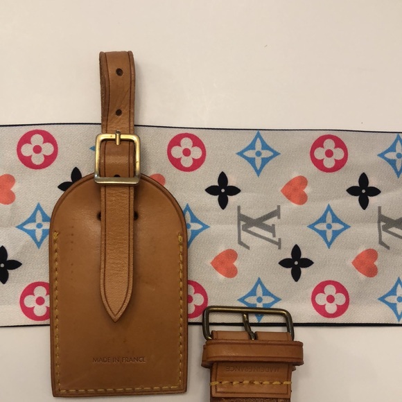 LOUIS VUITTON Name Tag & Poignet Set - Picture 4 of 6